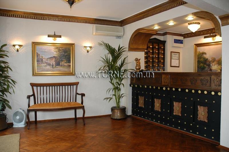 Фотографія Megara Palace 4*