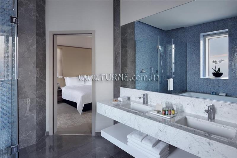 Отель Istanbul Marriott 5*