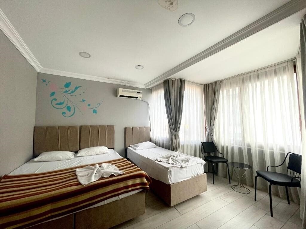 Фото Yasmin Hotel 1*