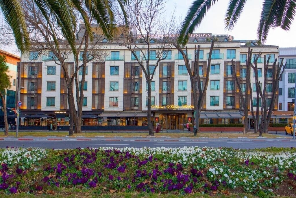 Отель Dosso Dossi Hotels & SPA Downtown (ex. Dosso Dossi Hotel Downtown, Dosso Dossi Downtown) 5*