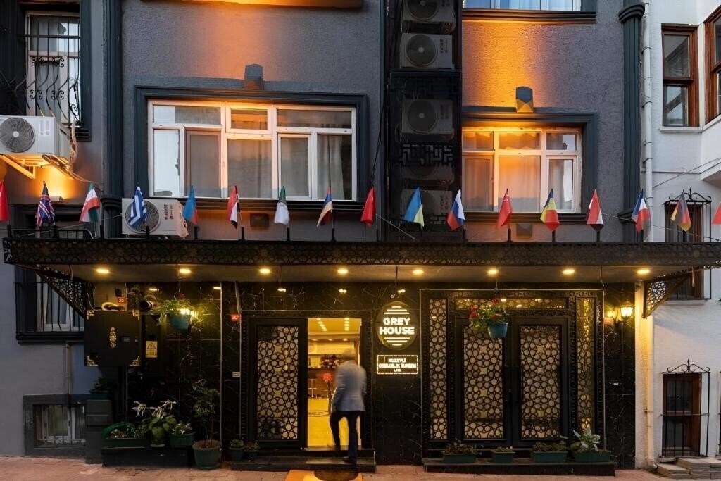 Готель Grey House 3*