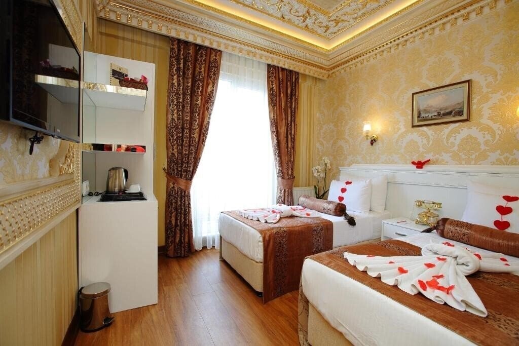 Фотографія Golden Horn Hotel 4*