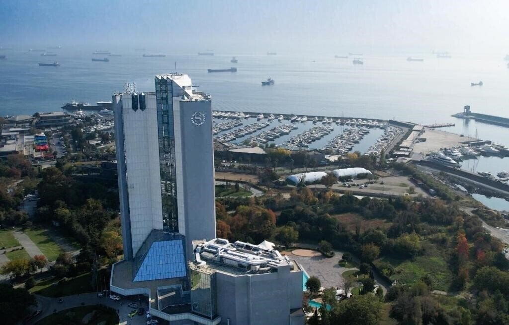 Готель Sheraton Atakoy 5*