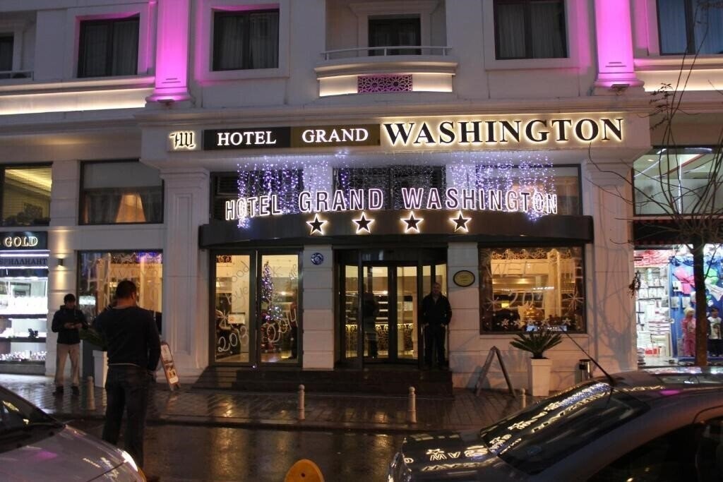 Готель Grand Washington Hotel 4*