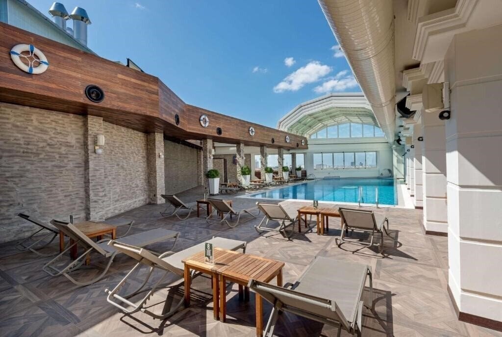 Фото Ramada Plaza Istanbul City Center Hotel 5*
