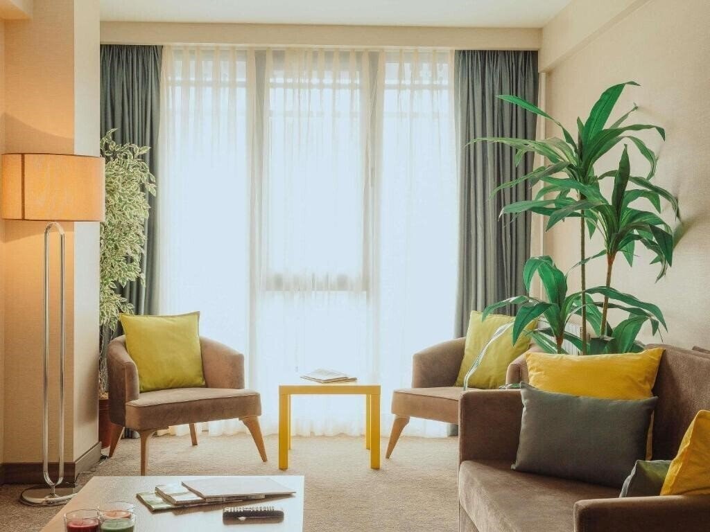 Фотография Ibis Styles Istanbul Bomonti 4*