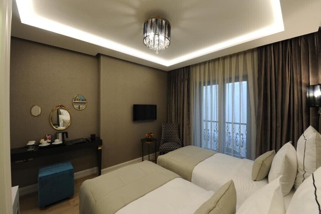 Изображение Le Petit Palace Hotel 4*