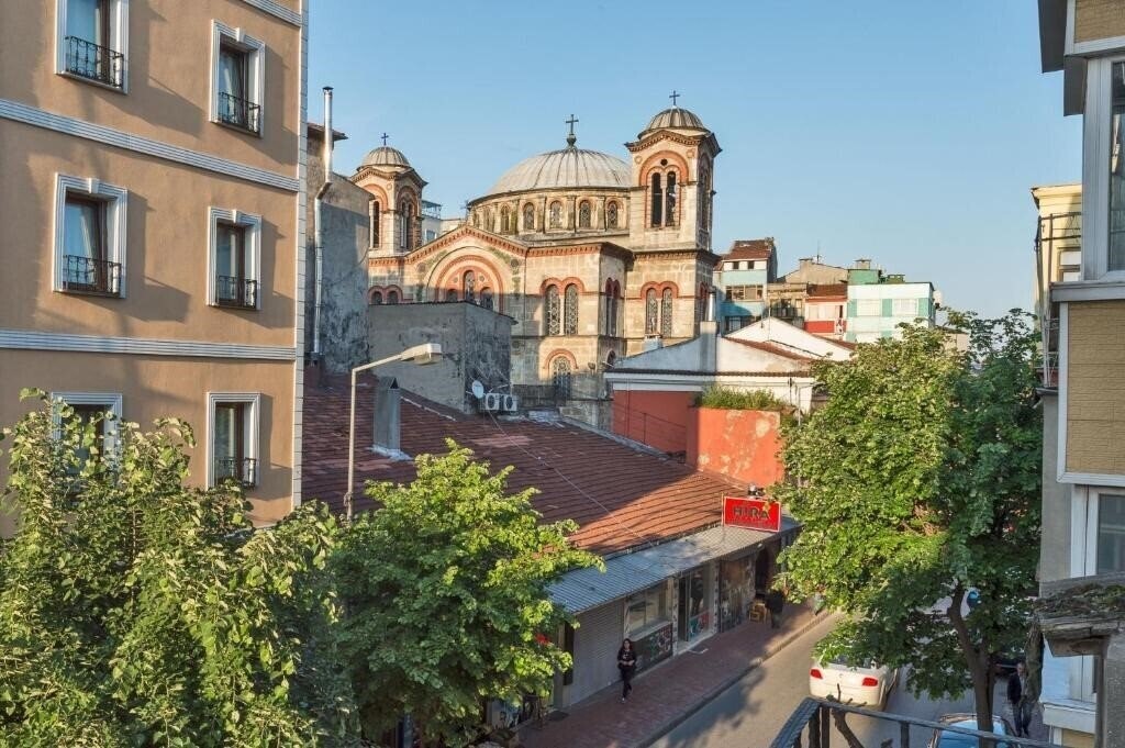Фотографія Raimond Hotel 3*
