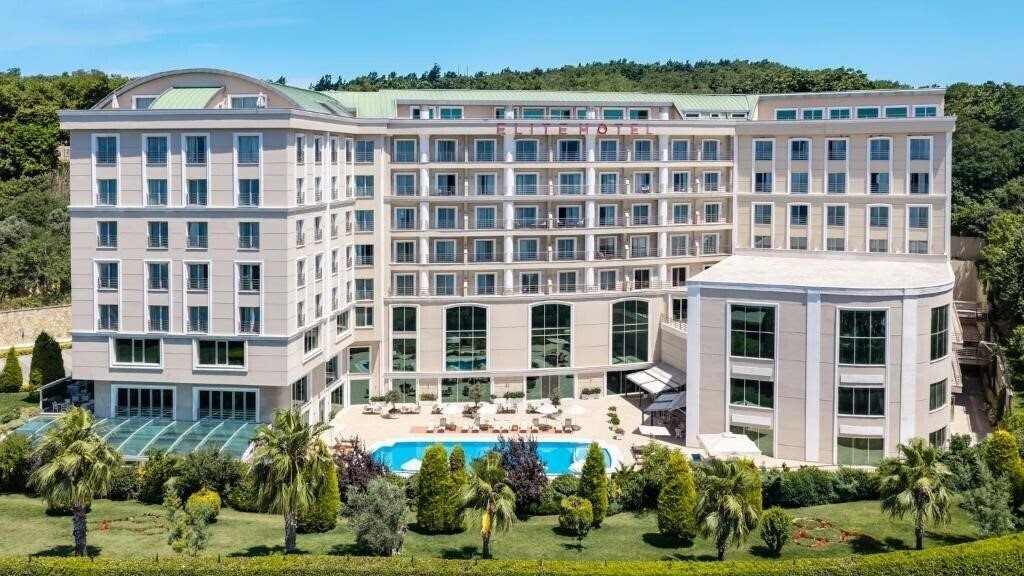 Готель Elite Hotels Darica SPA & Convection Center 5*