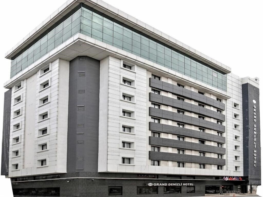 Готель Grand Denizli 4*