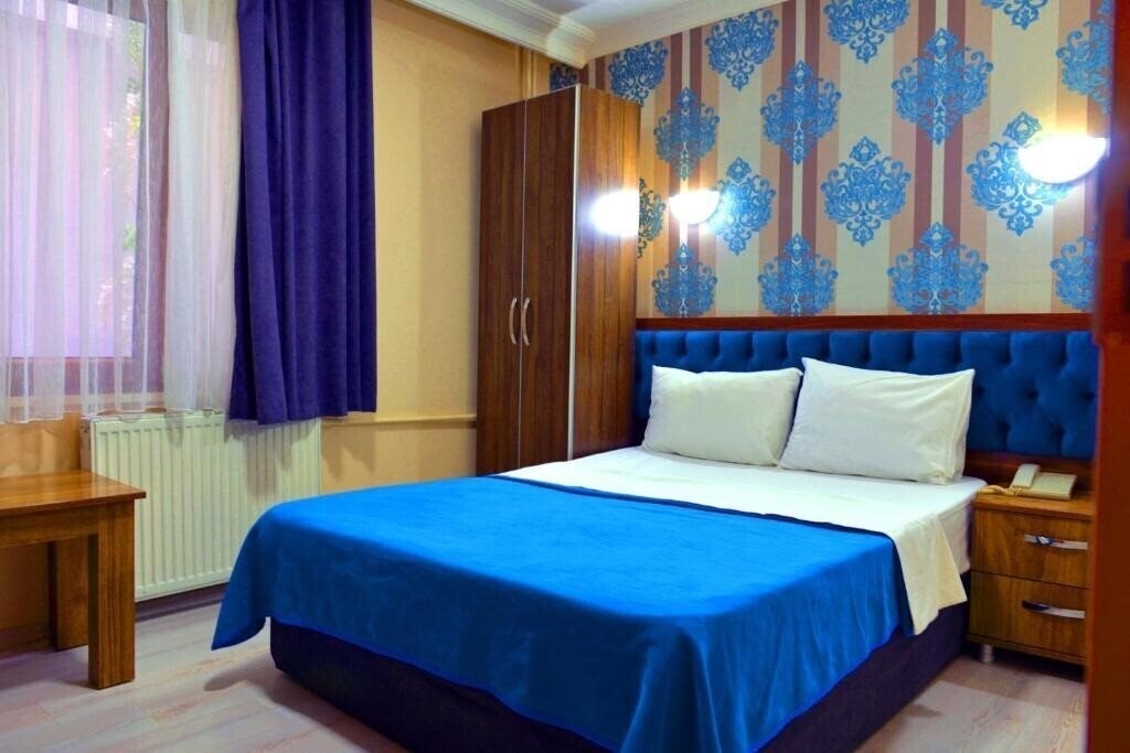 Отель Hotel Marina City 3*