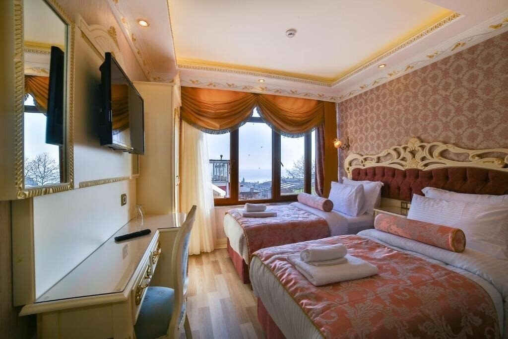 Фотографія Nayla Palace Hotel 3*