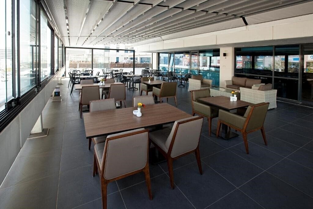 Изображение Nearport Hotel 4*