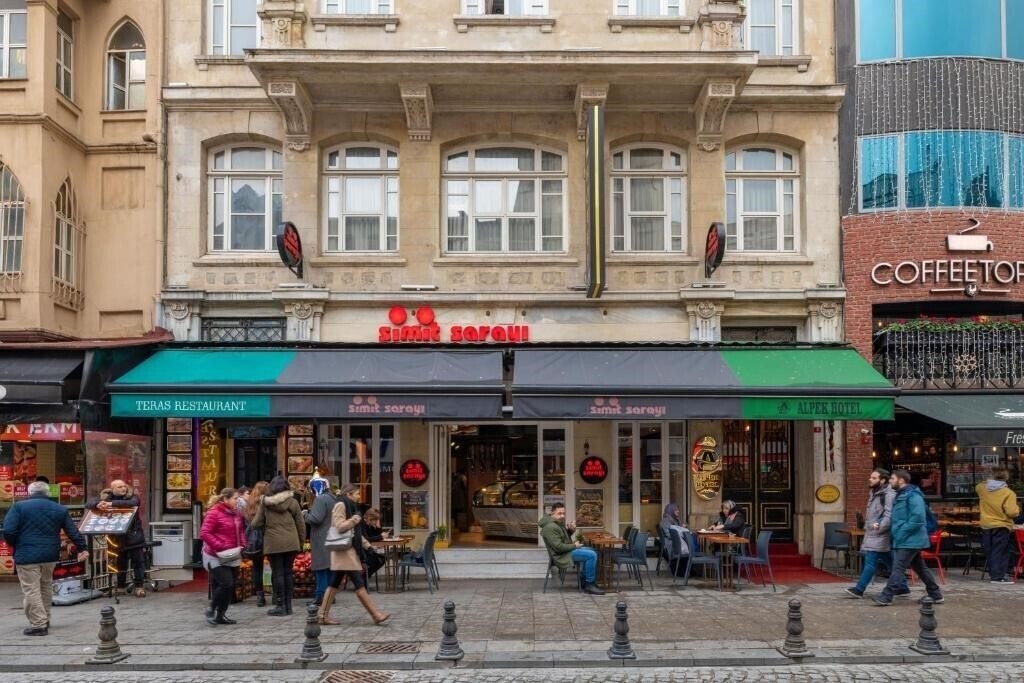Отель Alpek Hotel 3*