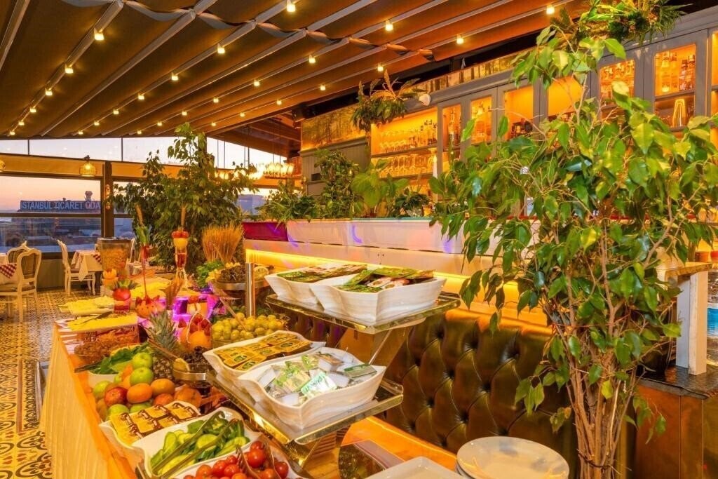 Картинка Alpek Hotel 3*