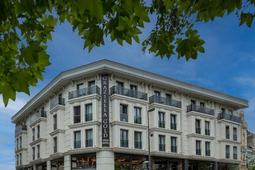 Готель Graziella Gold Hotel 4*