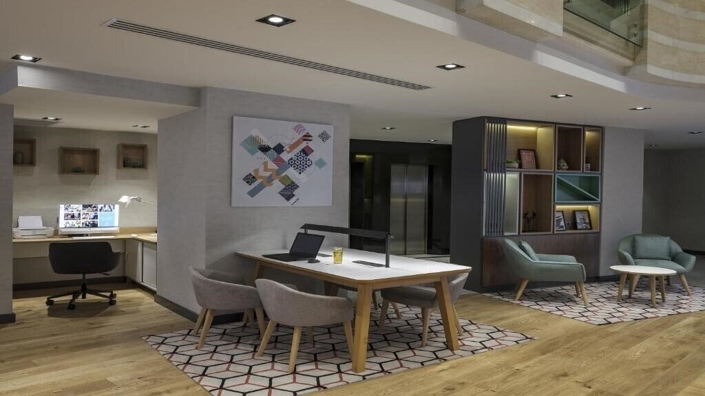 Изображение Holiday Inn Old City 4*