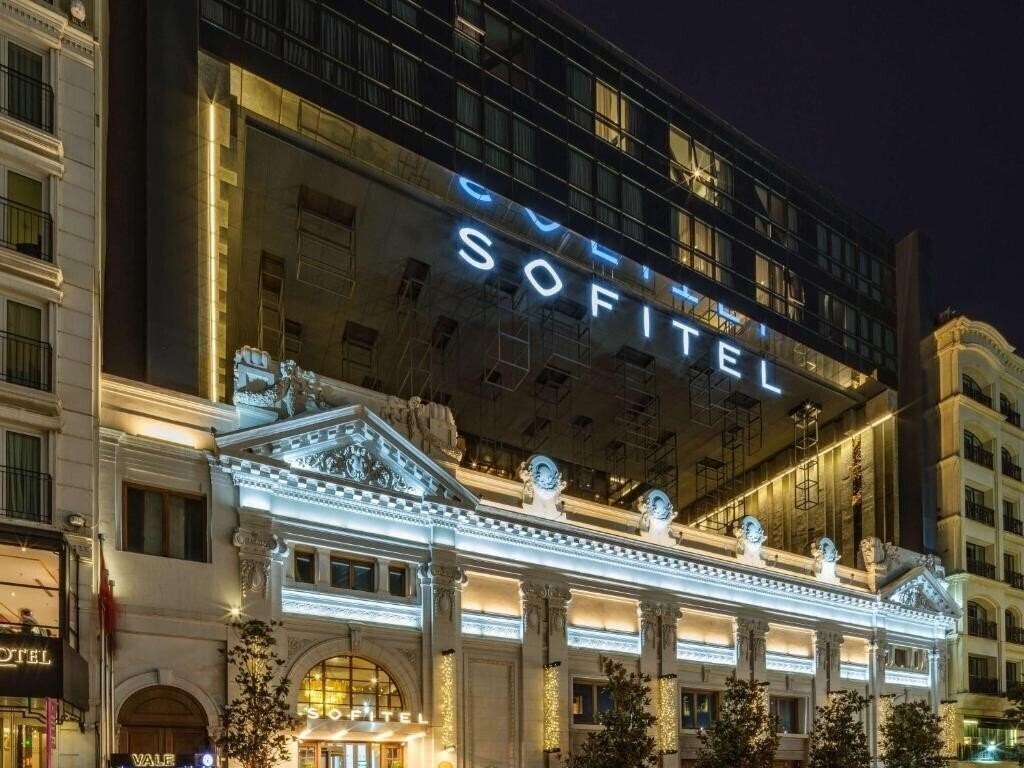 Готель Sofitel Istanbul Taksim 5*