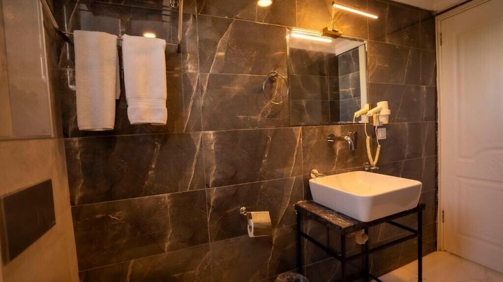 Фото Farina Hotel by Cigno 4*