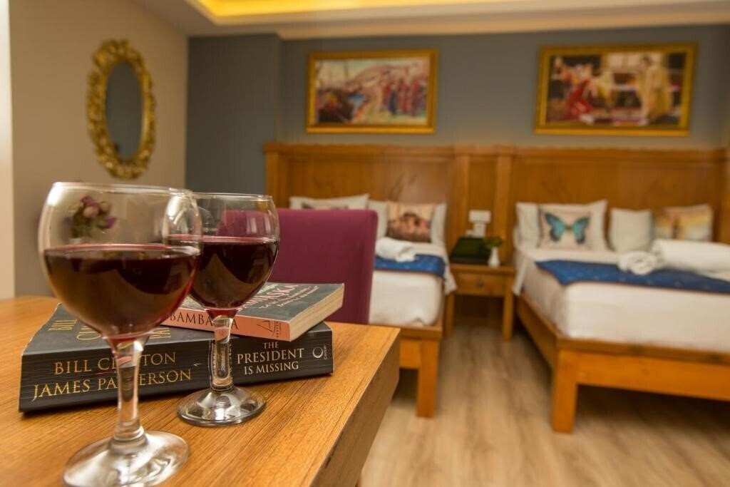 Фото The Peraport Hotel 3*