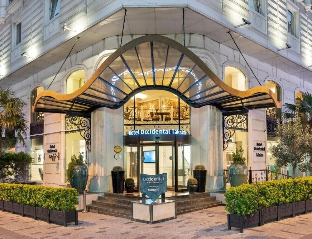 Готель Occidental Taksim (ex. Lares Park Hotel Istanbul) 4*
