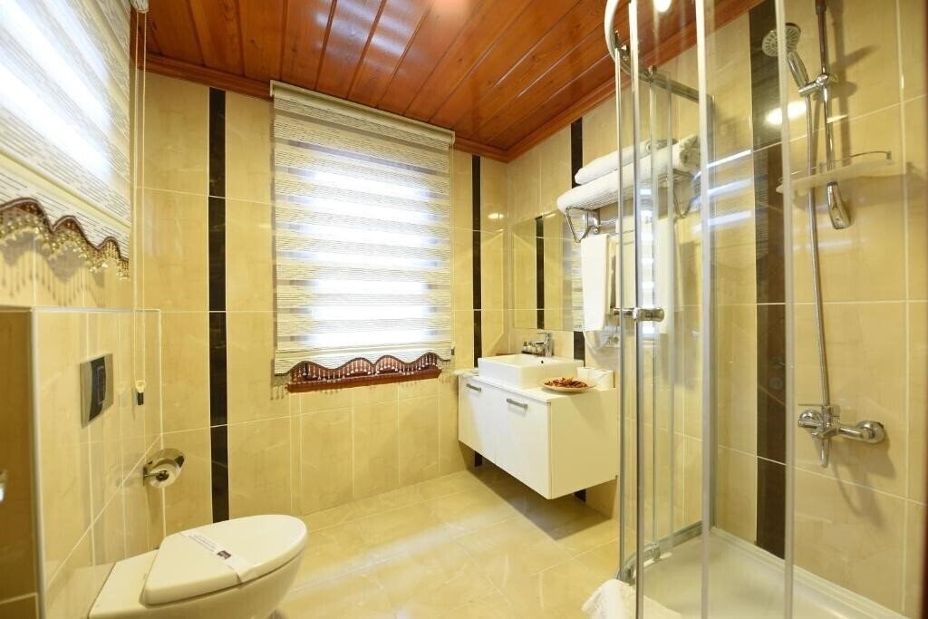 Фотография Elyka Hotel Istanbul 3*