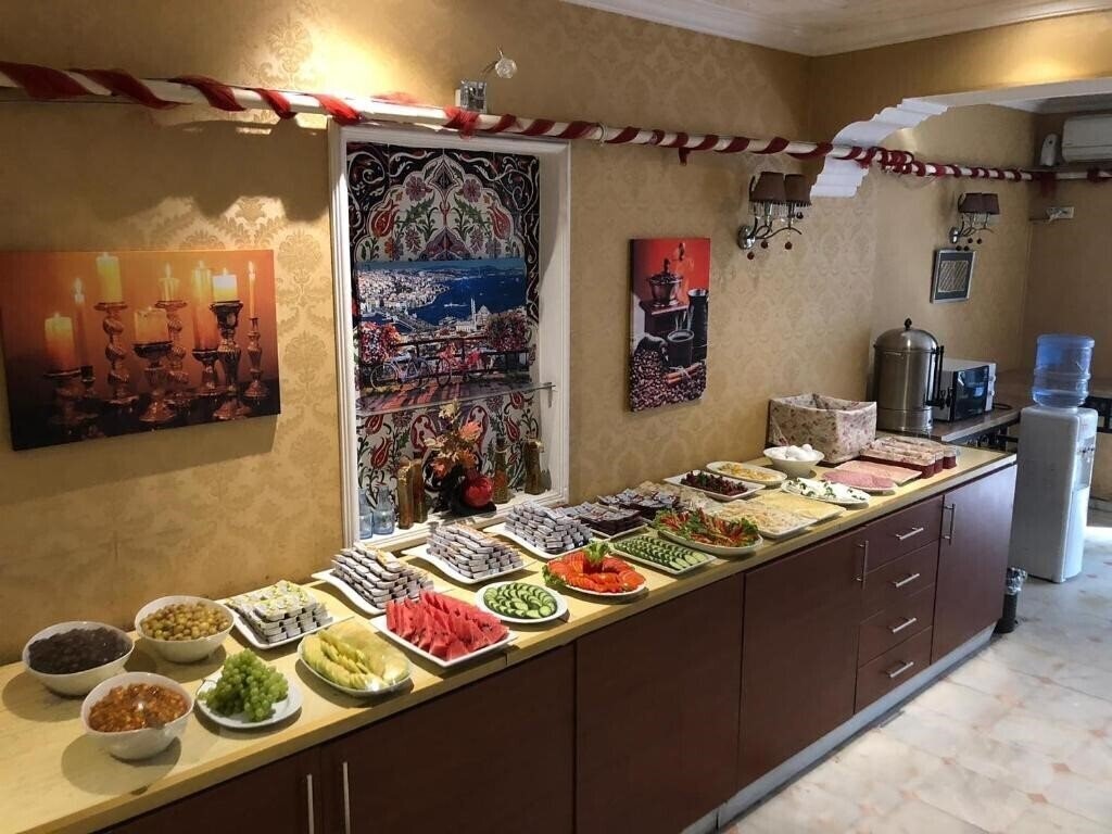 Фото Megaron Hotel 3*