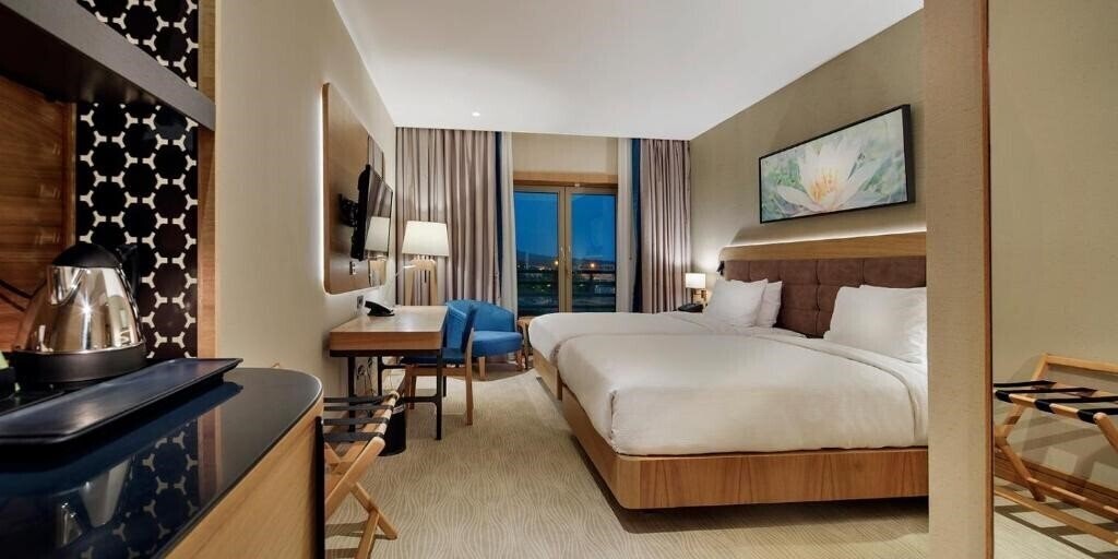 Фото Doubletree By Hilton Istanbul Tuzla 4*