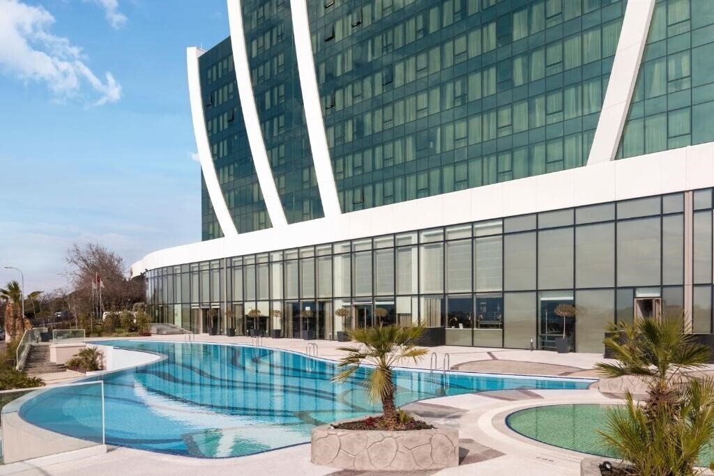 Зображення Elite World Asia Hotel 5*