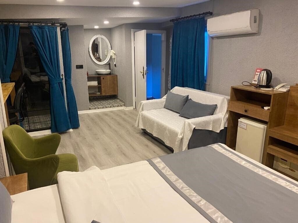 Отель Hotel Mara Istanbul 3*