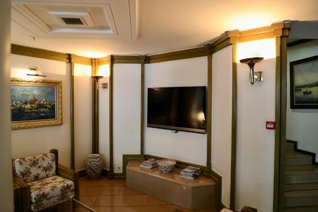 Фото Istanbul Royal Hotel 4*