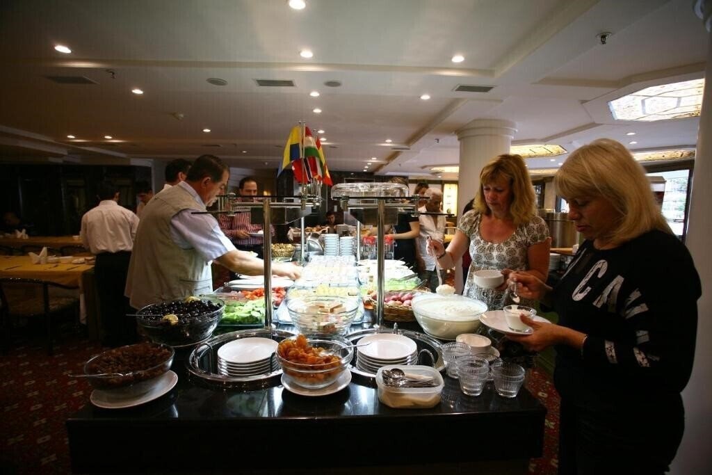 Картинка Istanbul Royal Hotel 4*