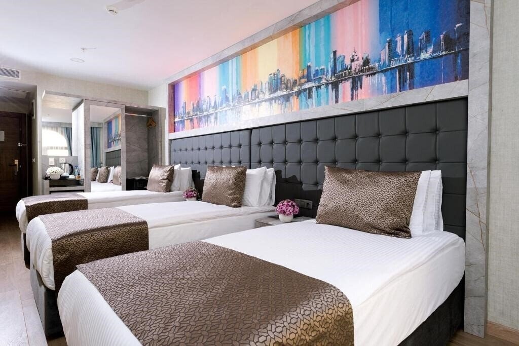 Фотографія Four Sides Hotel Sisli 4*
