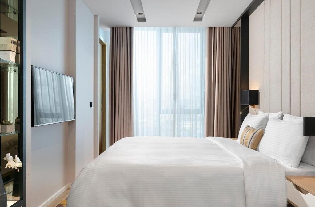 Отель Westside Arjaan By Rotana 4*