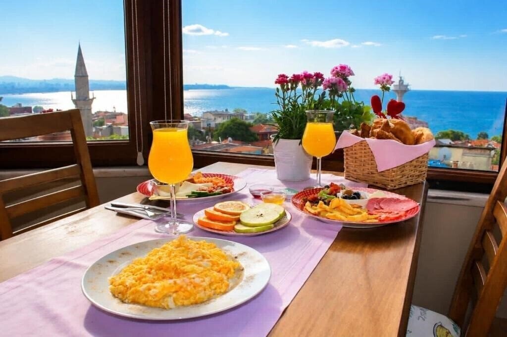 Готель Emine Sultan Hotel 4*