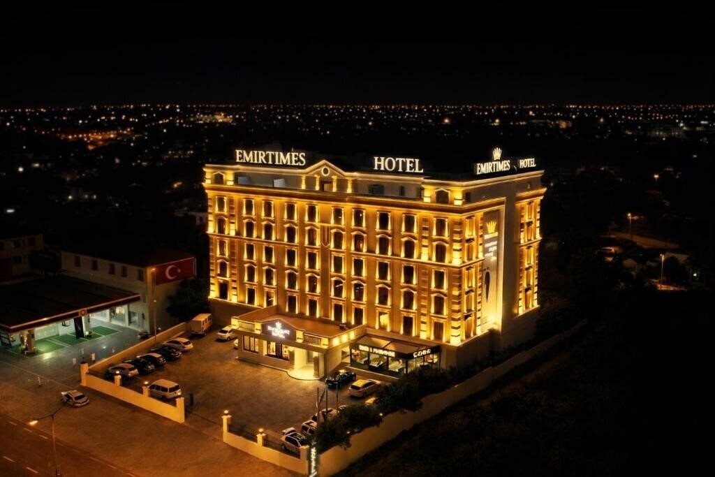 Готель Emirtimes Hotel & SPA Tuzla 4*