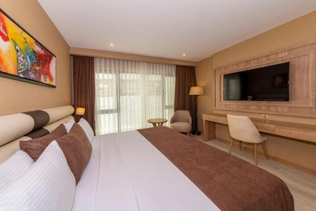 Зображення 38 Hotel 3*