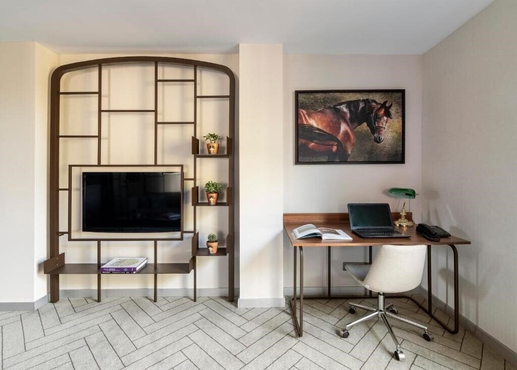 Зображення Upsuites Hotel 4*