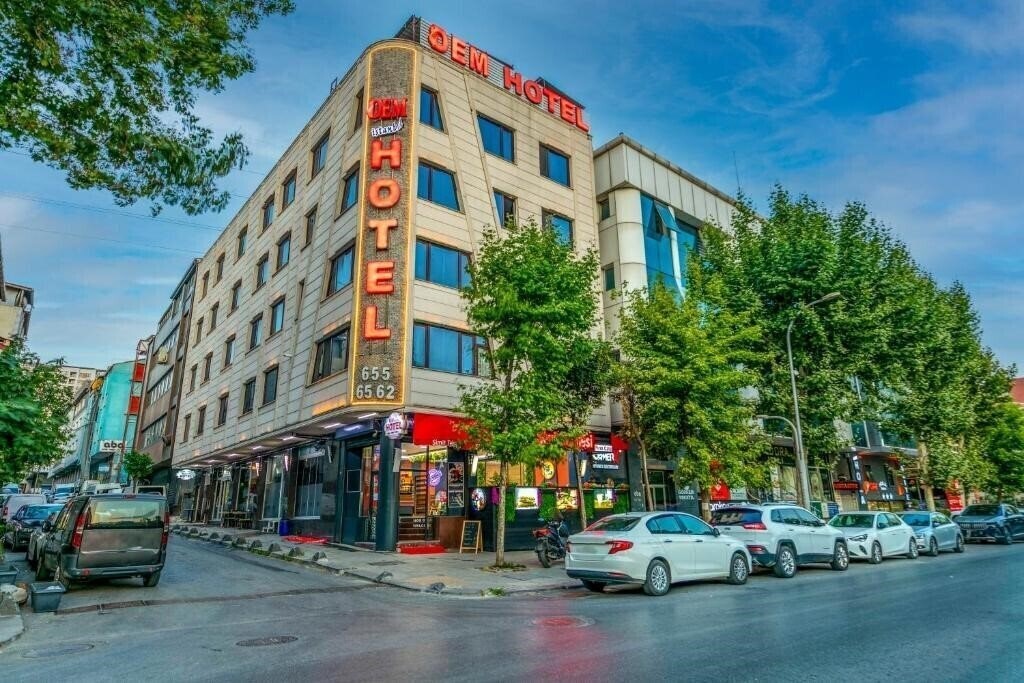 Готель Dem Istanbul Airport Hotel 4*