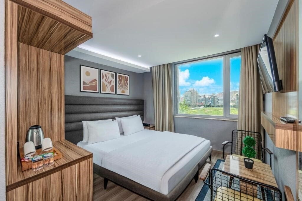 Фото Dem Istanbul Airport Hotel 4*