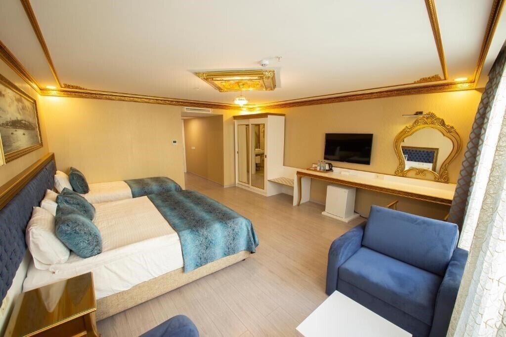 Отель Empire Suite Hotel 4*