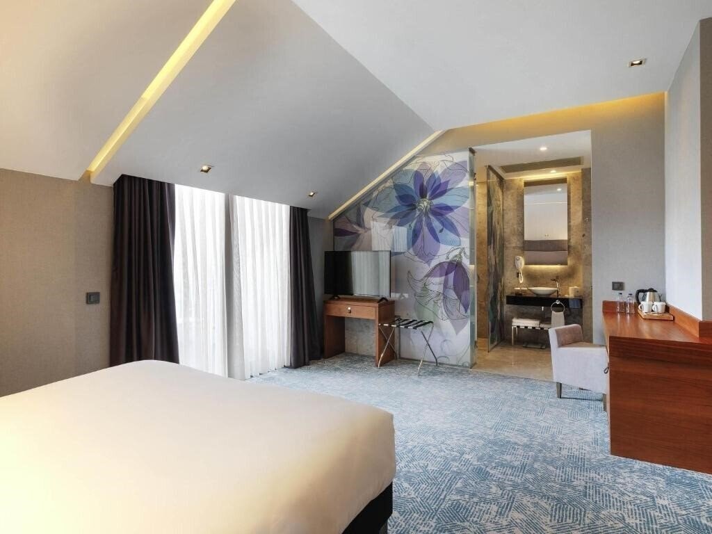 Фото Ibis Styles Istanbul Atasehir 4*