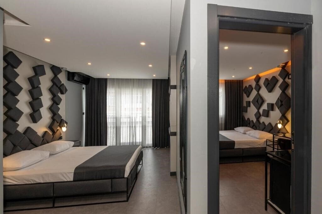 Фото White Palace Hotel 3*