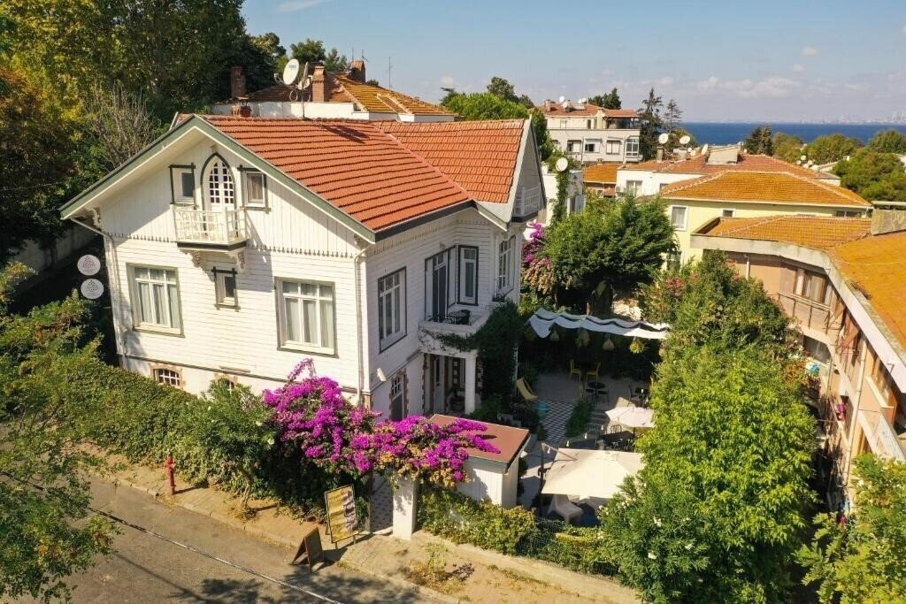 Готель Serguzest Otel 4*