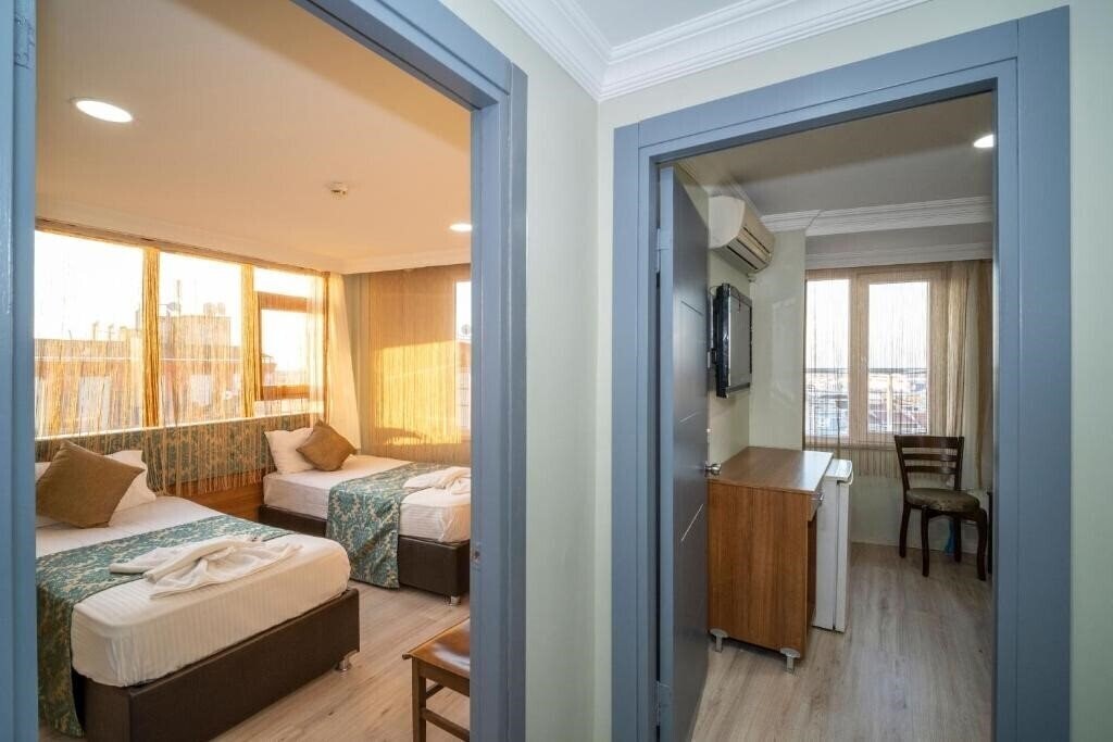Фото Simper Hotel 3*