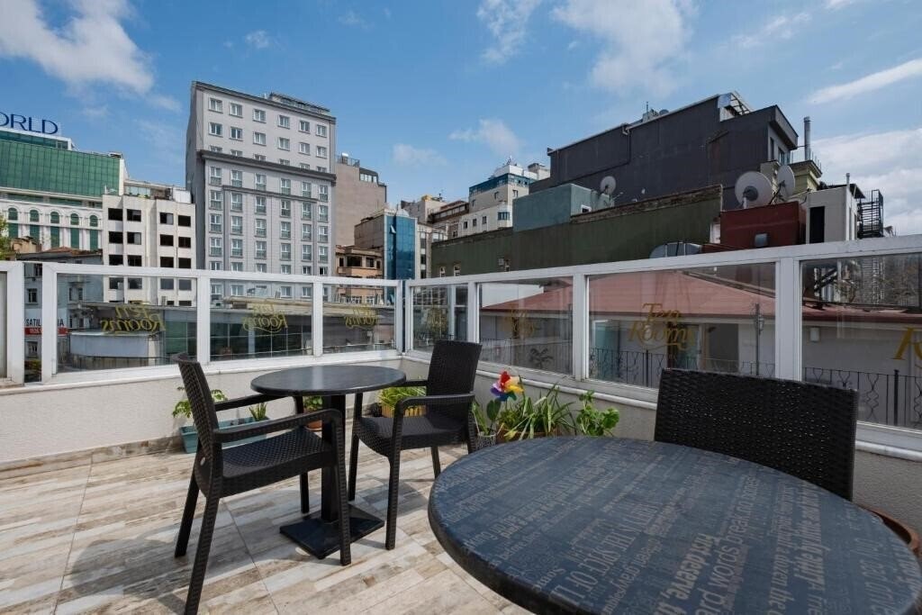 Фотография Ten Rooms Hotel 4*