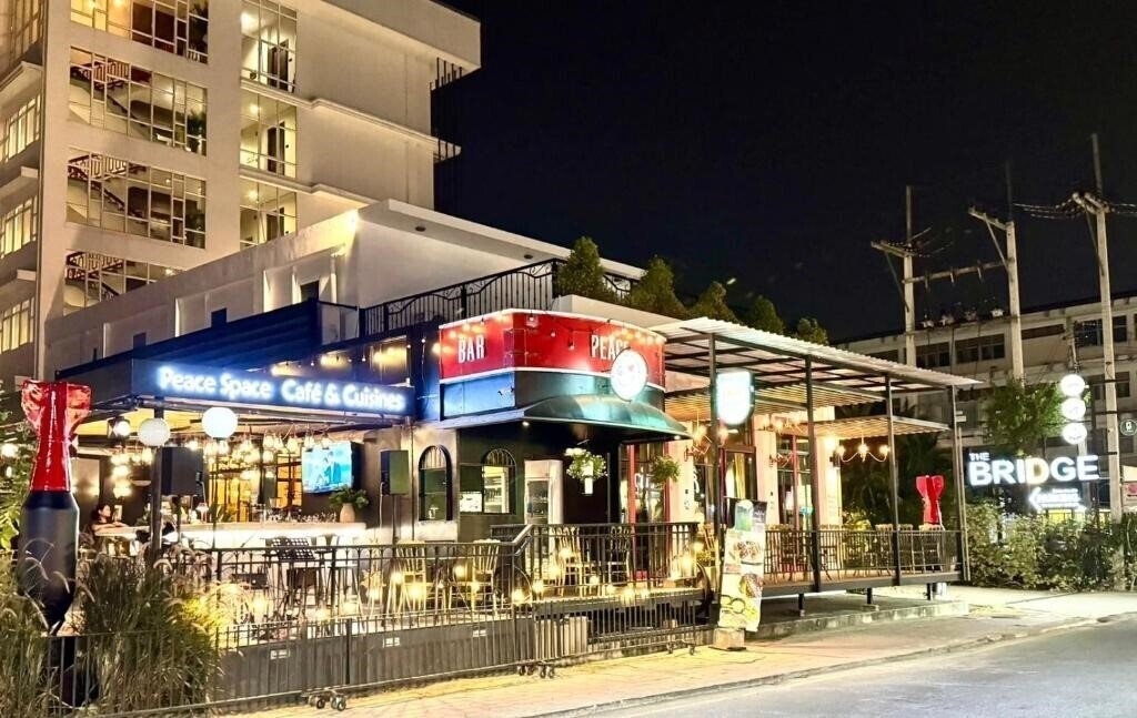 Картинка The Bridge Hotel 4*