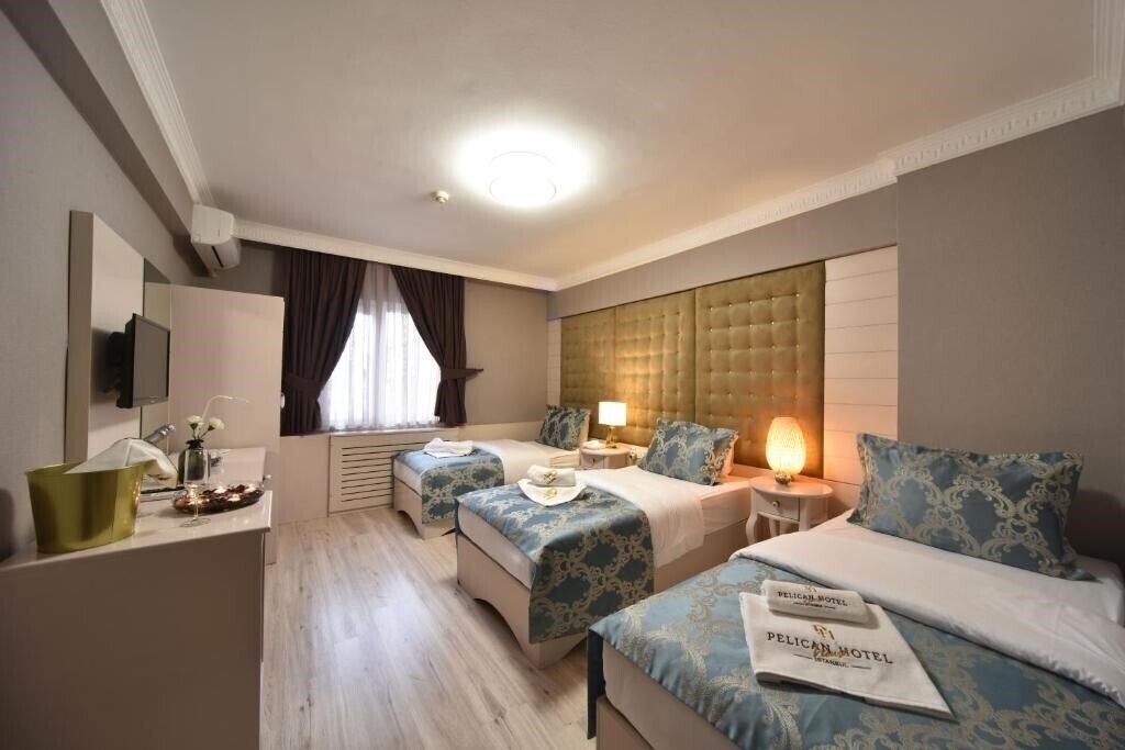 Фото Pelikan Hotel 3*