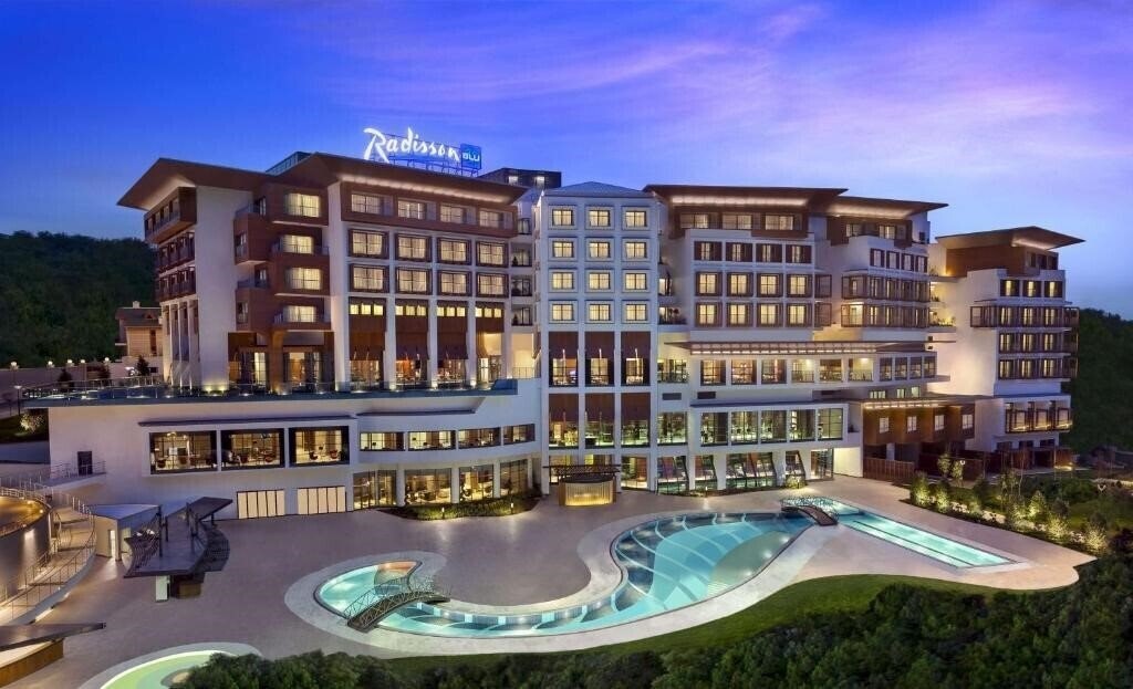 Отель Radisson Blu Hotel & SPA Istanbul Tuzla 5*