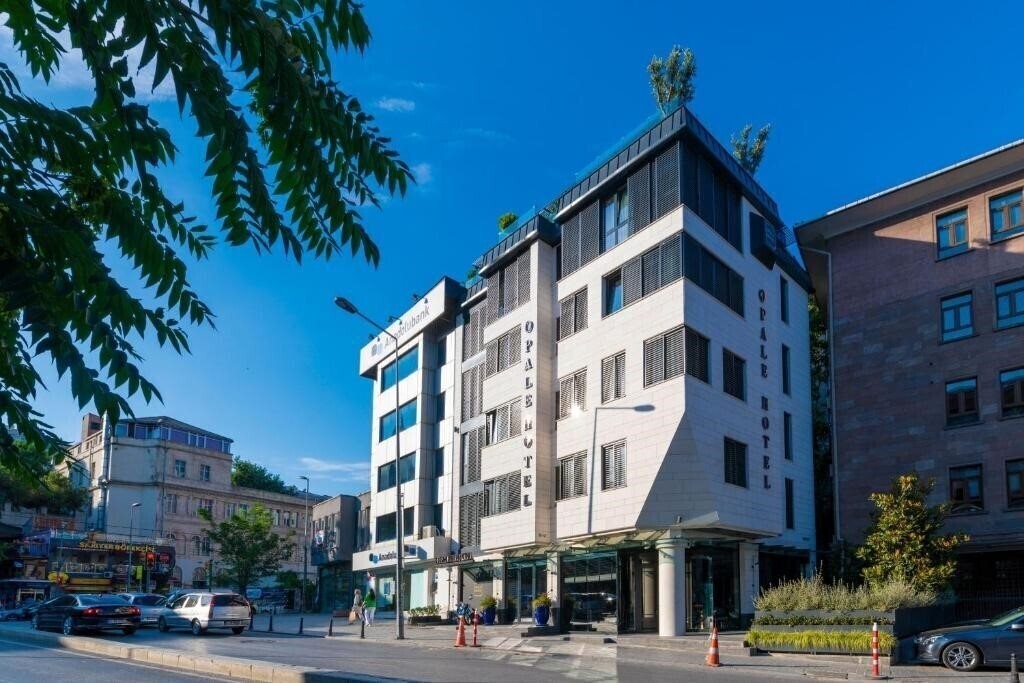 Готель Opale Hotel 3*